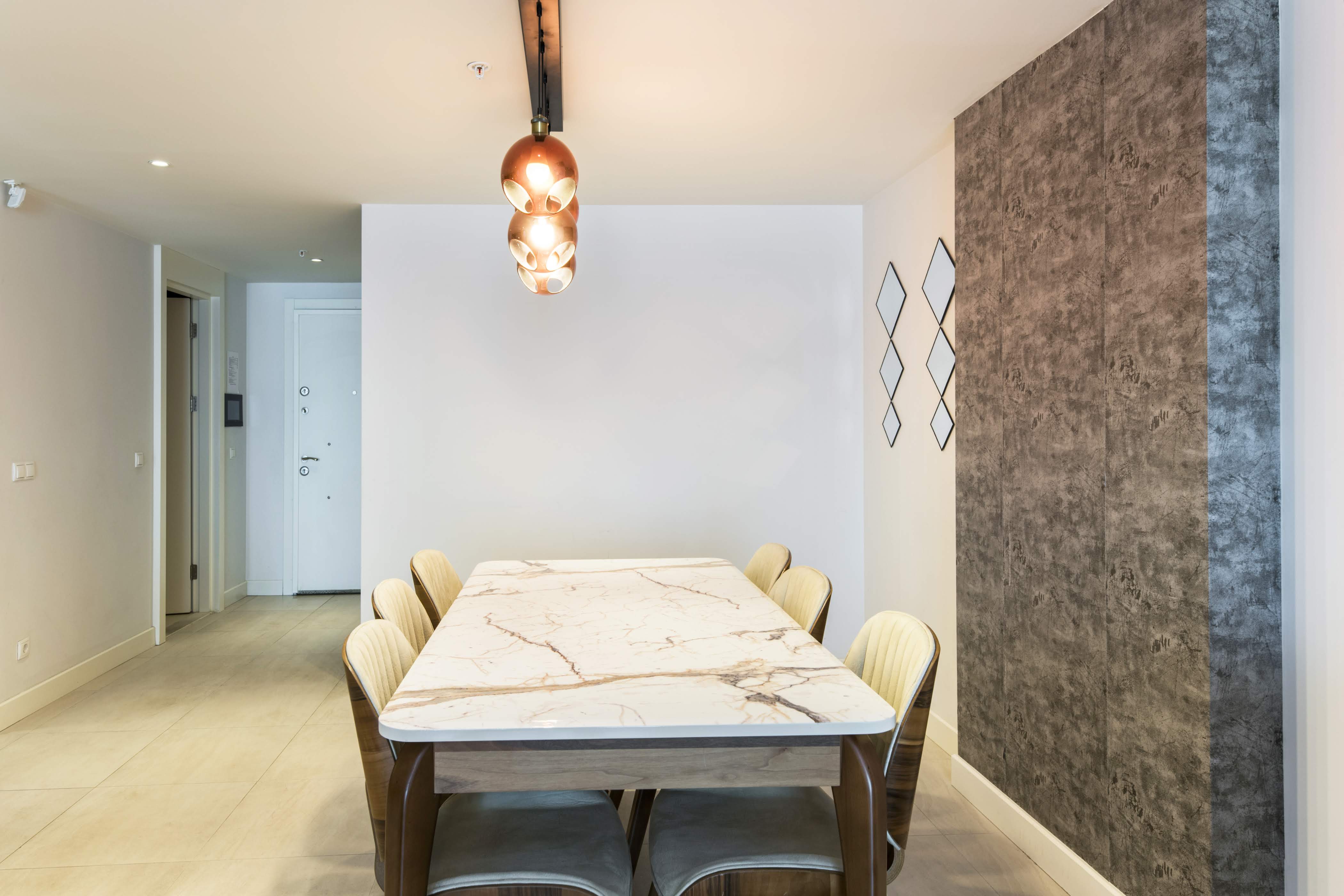 3 Bedroom Family Suite - Image 14